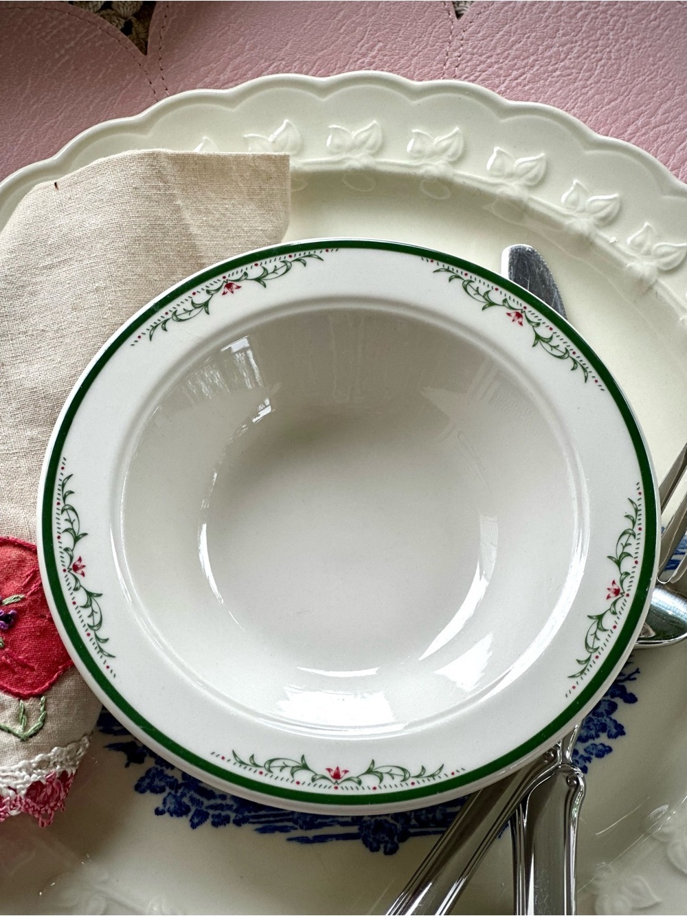 Homer Laughlin Seville Fruit Berry Bowl Green Floral Restaurant Ware - Picture 4 of 7
